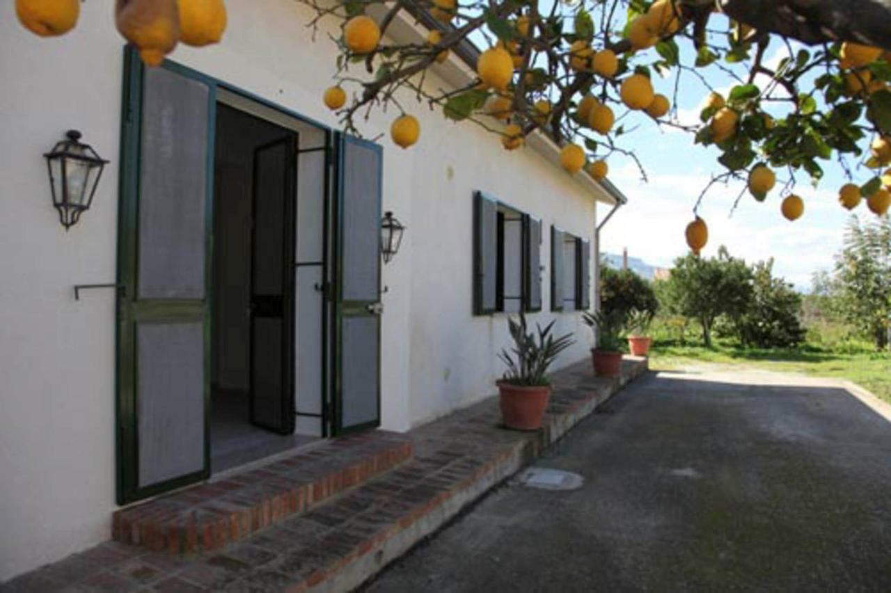 산타가타디밀리텔로 La Casa Tra I Limoni Di Rosmarino Park It083O84B59Cp6Px5J 빌라 외부 사진